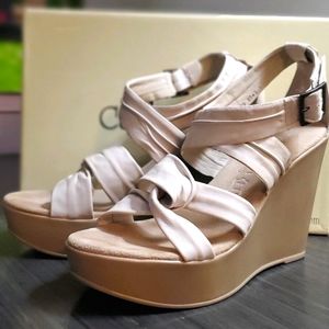Womens size 7 platforms